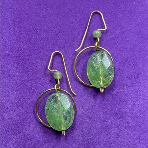 💛 Vintage Gold Wire Green Earrings